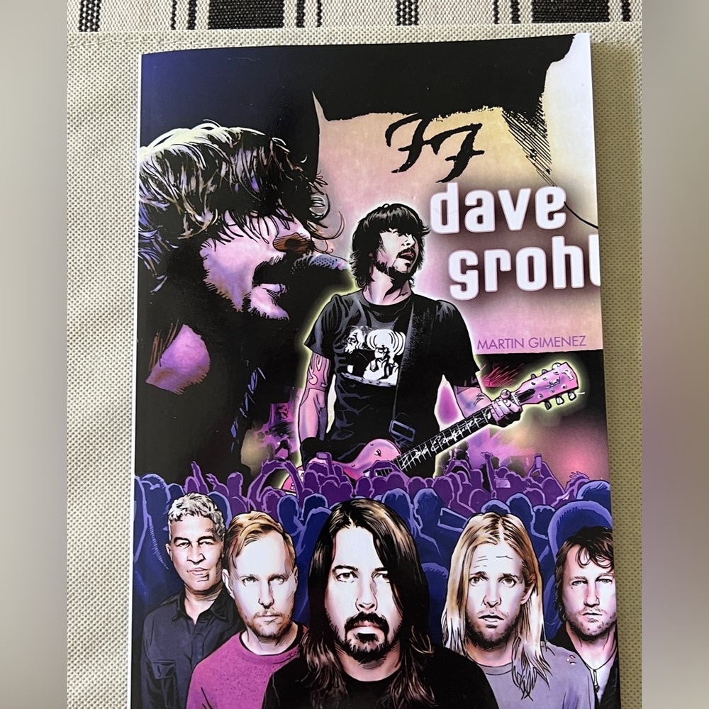 Dave Grohl Foo Fighters Comic Book NEW